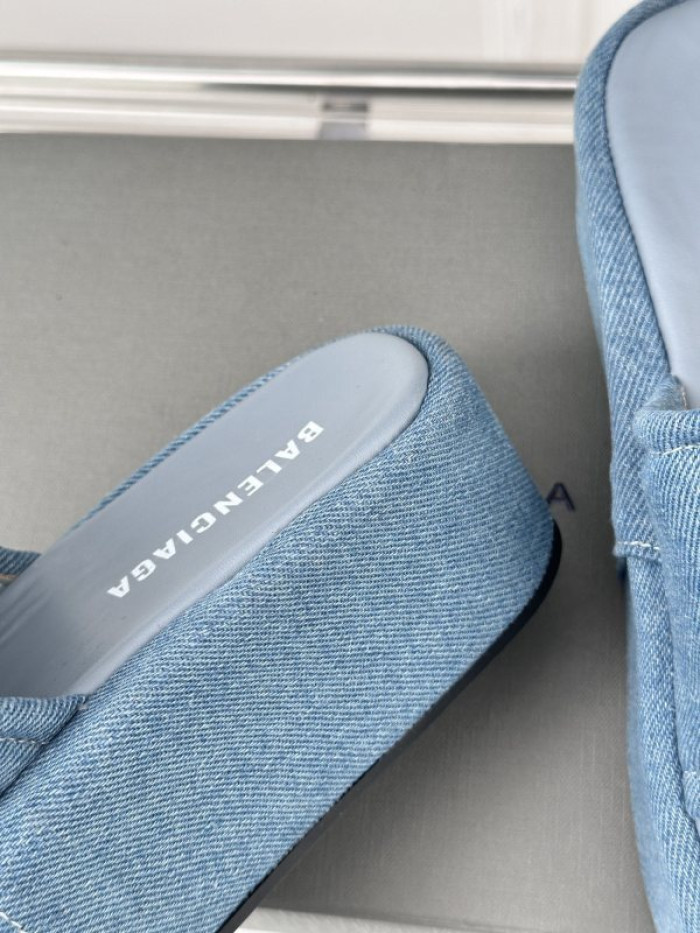 Balenciag* Sandal BS79