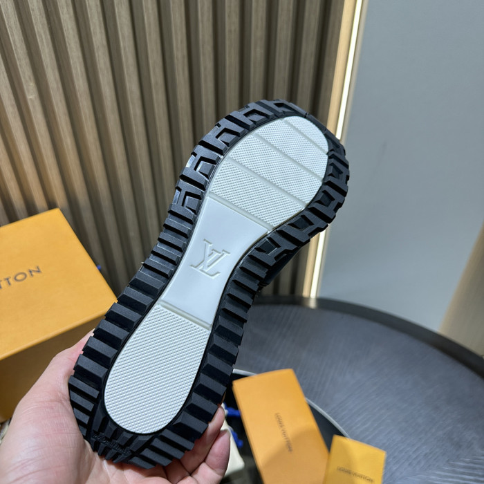 LV snekaers L0000695