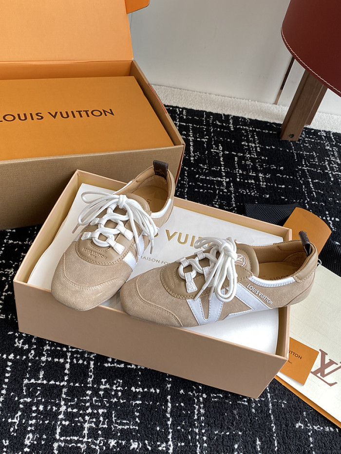 LV snekaers L0000570