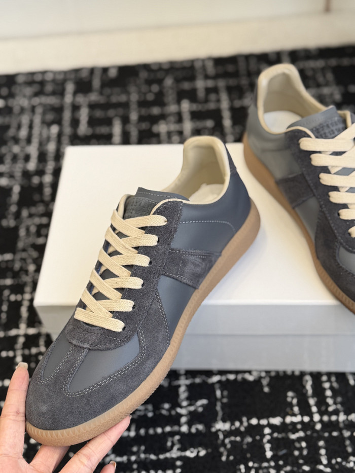 Ma1s0n Marg*e1a CALFSKIN S57WS0356