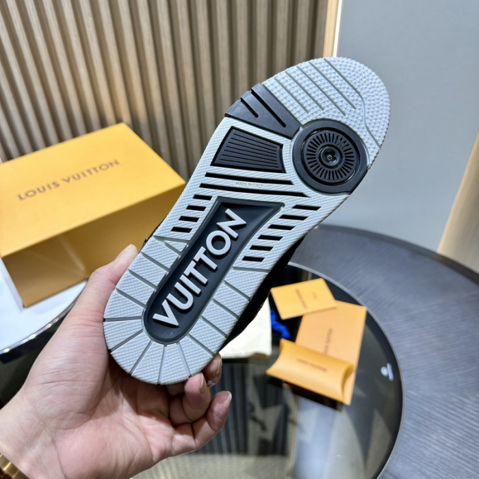 LV snekaers L0000448