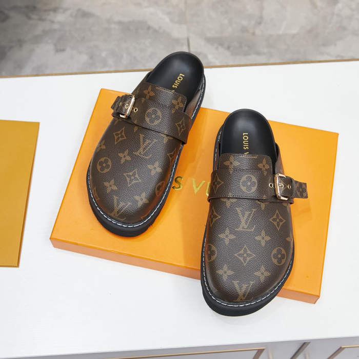 L&V sandal 240