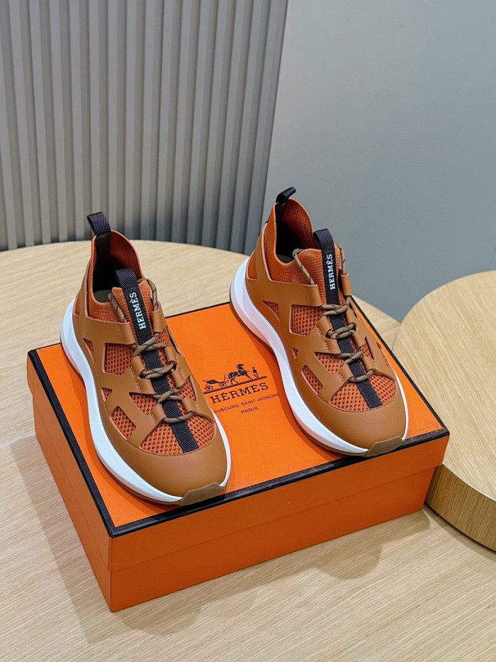 H**me5 sneakers HM105