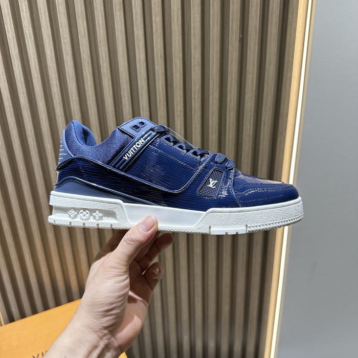 LV snekaers L0000697