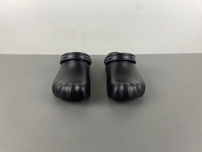 Balenciag* Sandal BS73