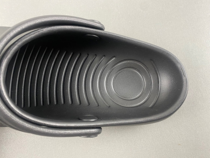 Balenciag* Sandal BS73