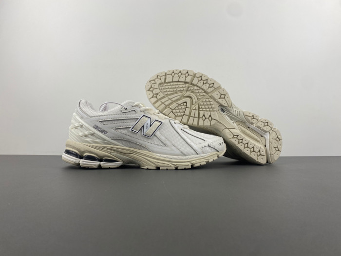 New Balance 1906R Pastel Pack M1906RWW