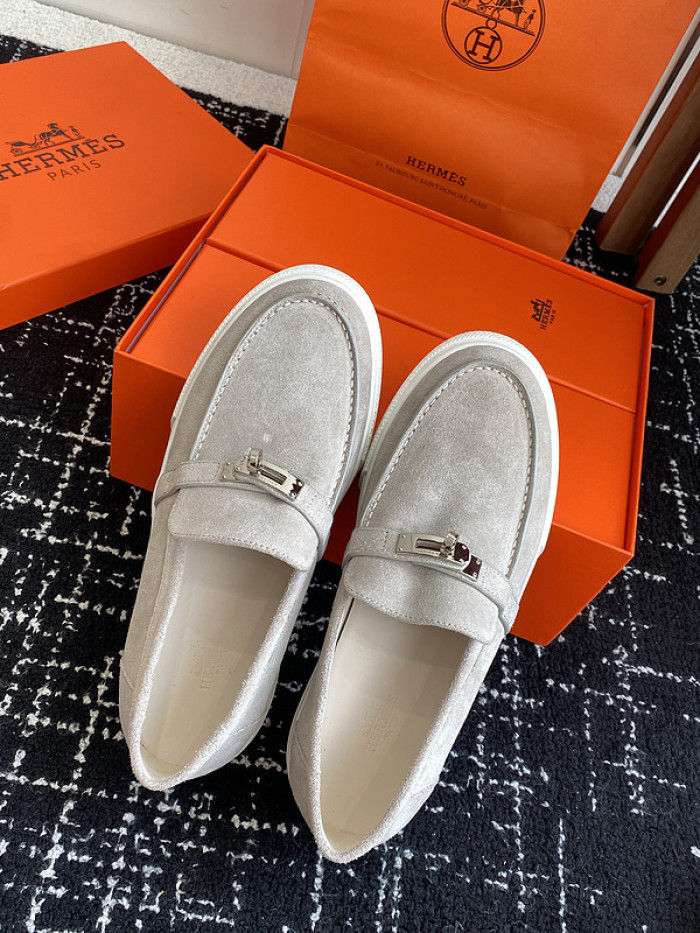 Hermes loafers HM090