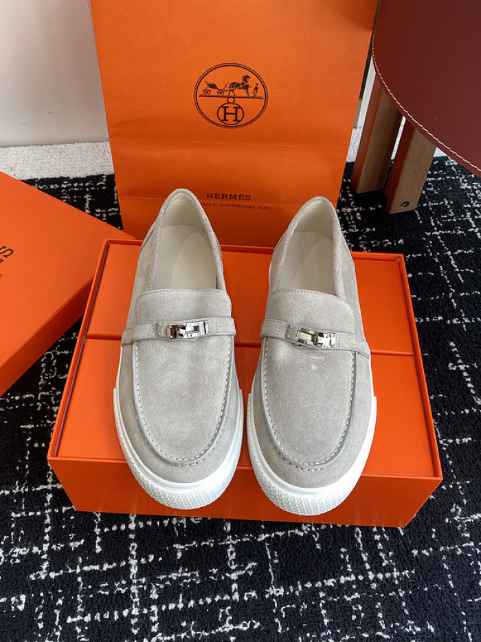 Hermes loafers HM090