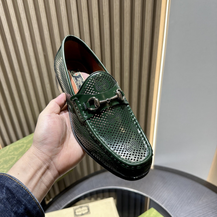 G*u*i* loafers gc184