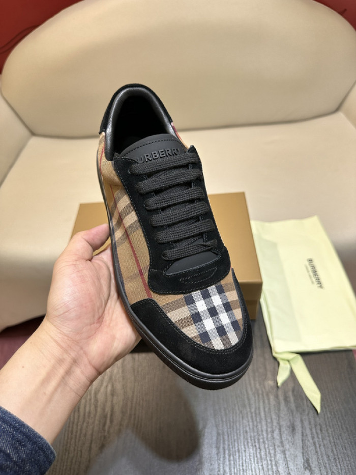 BUR*ERRY SHOES BBY95