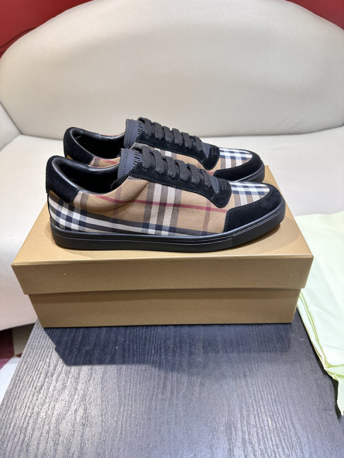 BUR*ERRY SHOES BBY95