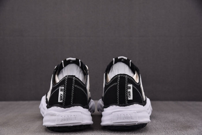 Ma*s*n mihara yasuhiro & amiri sneaker mmys59
