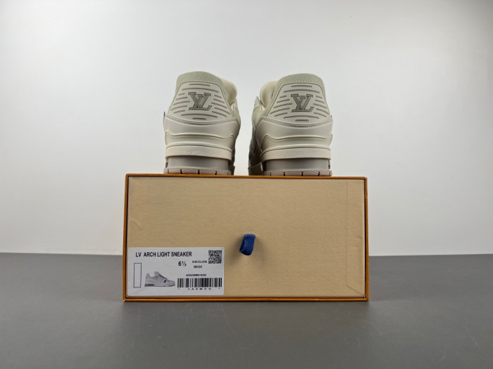 LV snekaers L0000531