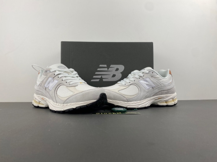 New Balance 2002R Reflection Sepia M2002REC