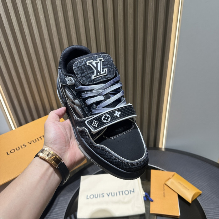LV snekaers L0000486