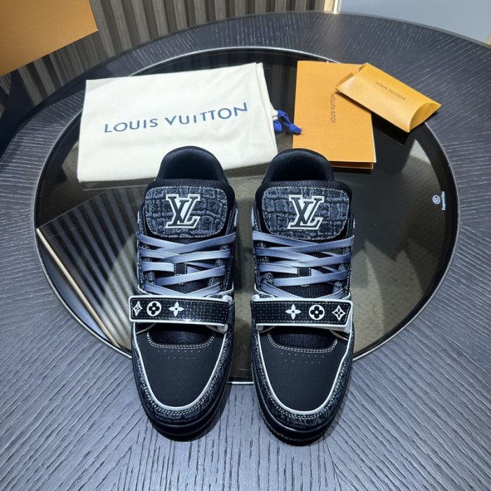 LV snekaers L0000486