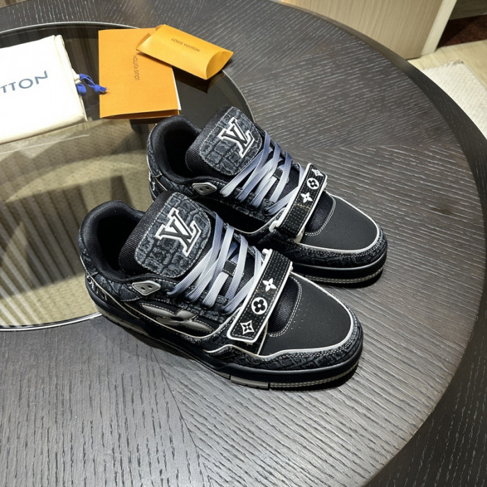 LV snekaers L0000486