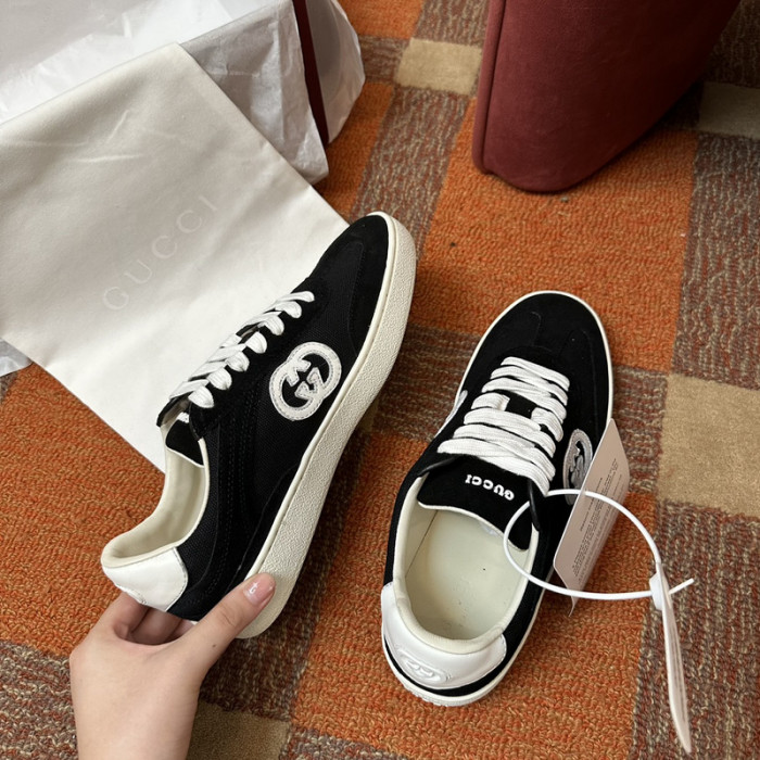 G*u*i* sneaker gc135