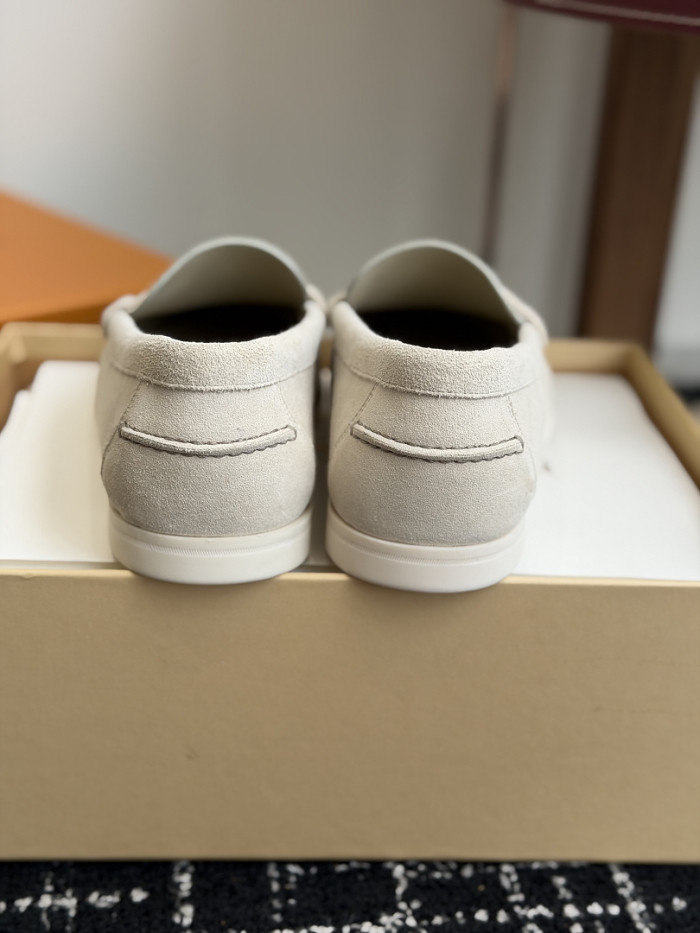 LV LOAFERS L0000825