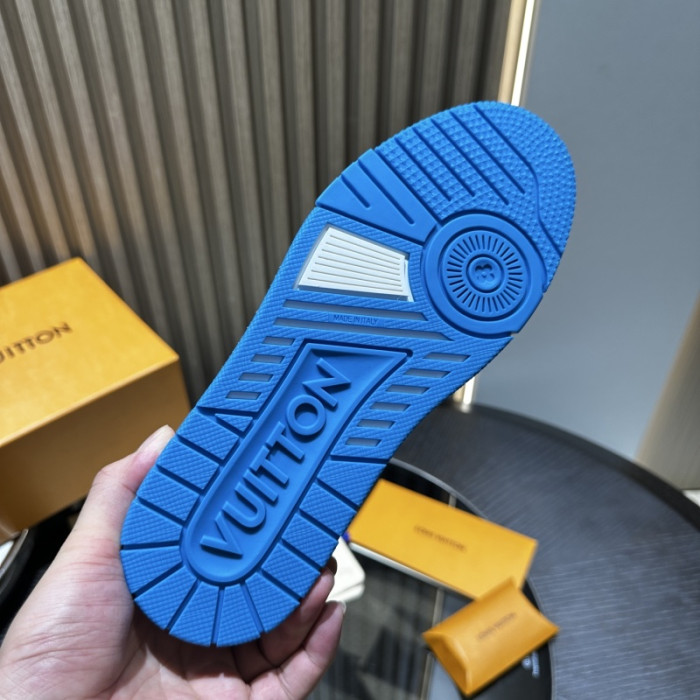 LV snekaers L0000642