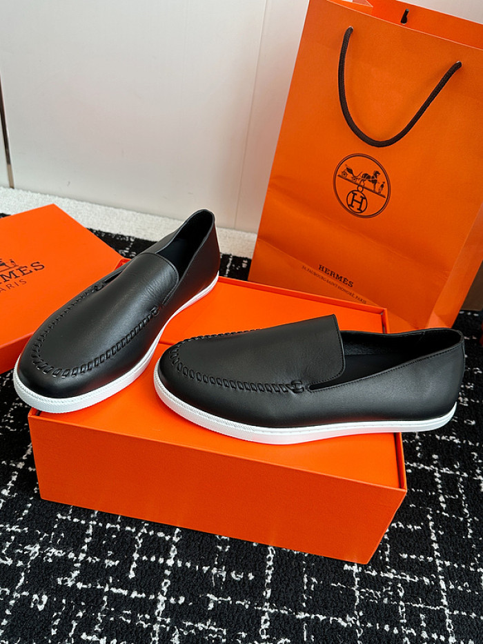 Hermes loafers HM068