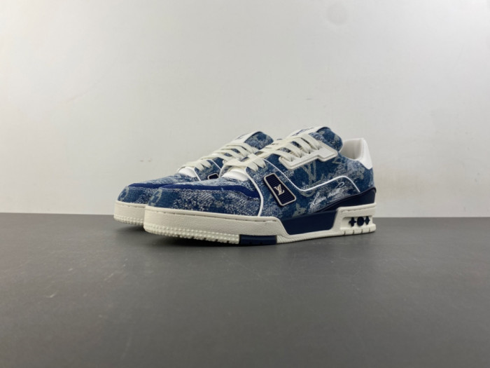 LV snekaers L0000723