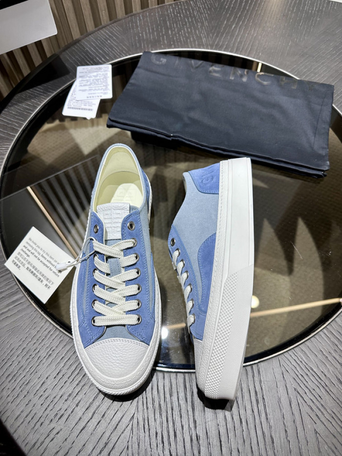 Givenchy Sneakers 660051