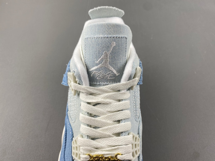 AIR Jordan 4 Retro TEX Denim Worn Blue IB6716-100