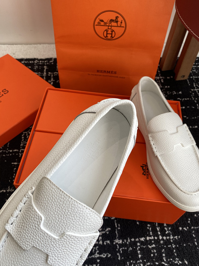 Hermes loafers HM093