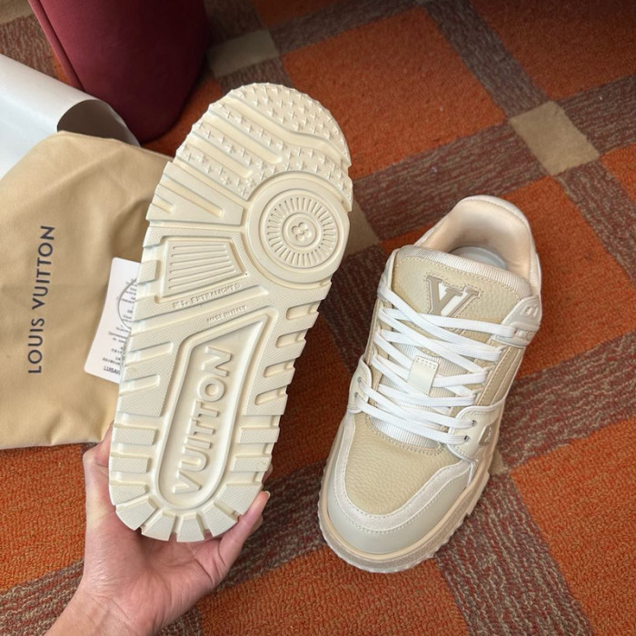 LV snekaers L0000508