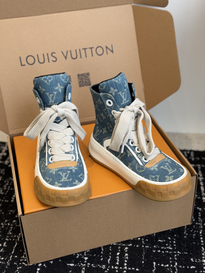 LV sneakers L0000855