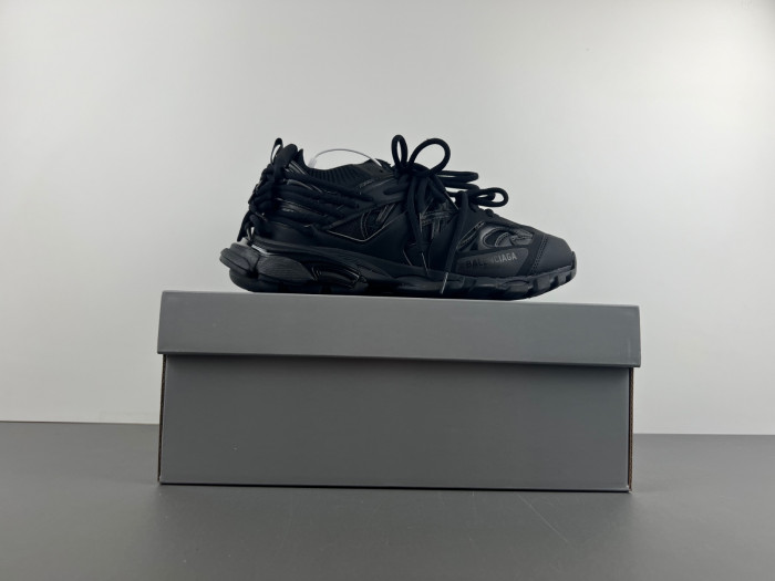 Balenciaga track W3CO1 1000
