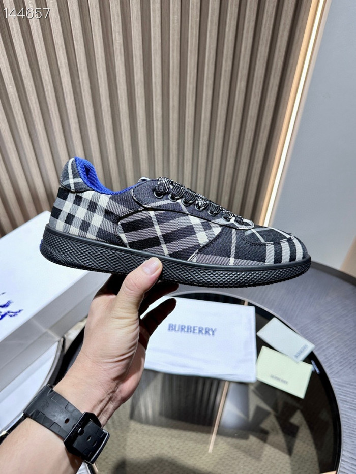 BUR*ERRY SHOES BBY99