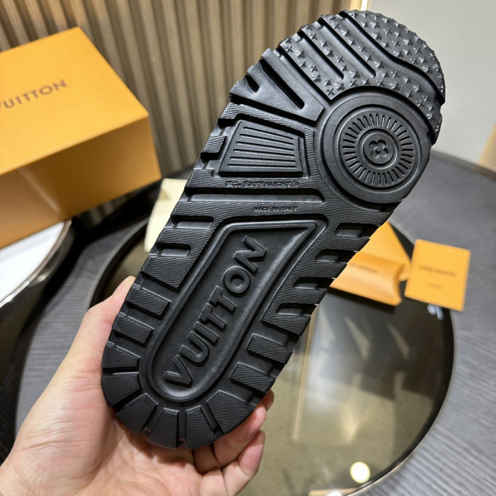 LV snekaers L0000467