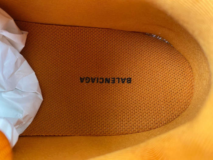 BALENCIAGA TRACK WTRHK 7000