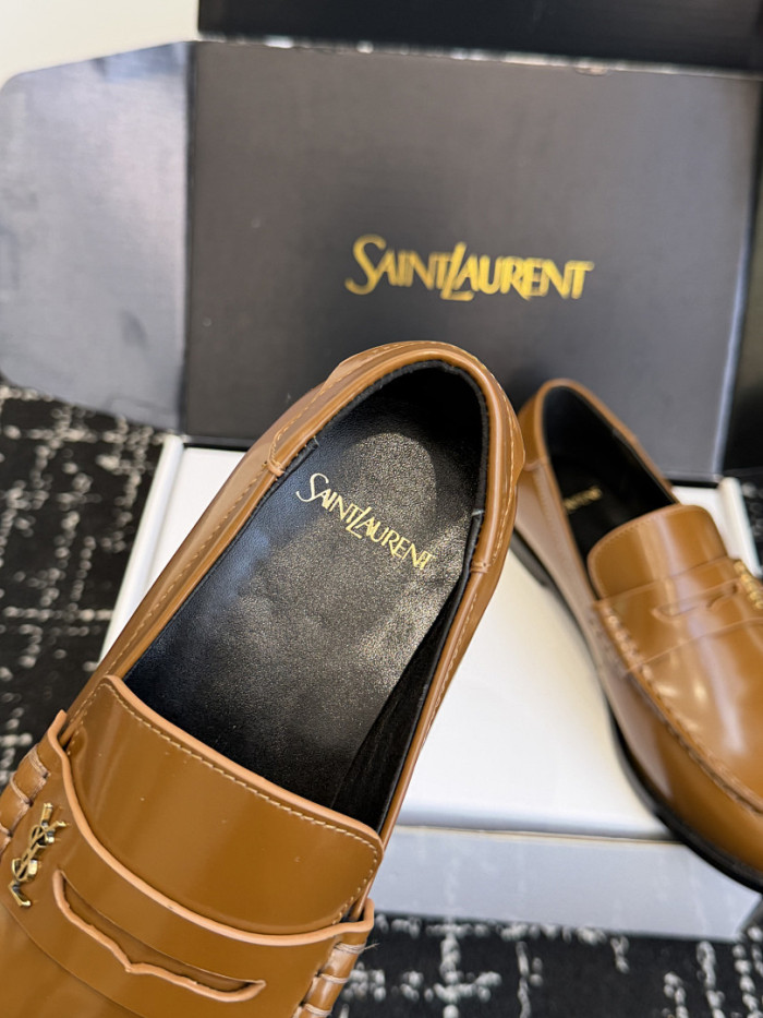 Y51 loafers YS039