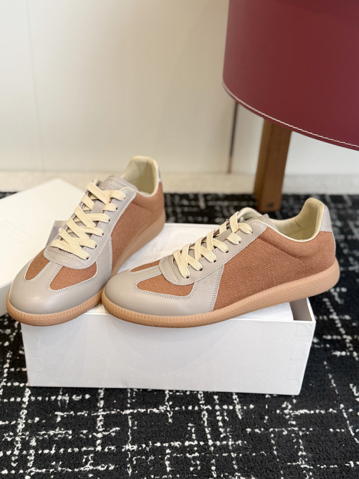 Ma1s0n Marg*e1a CALFSKIN S57WS0403