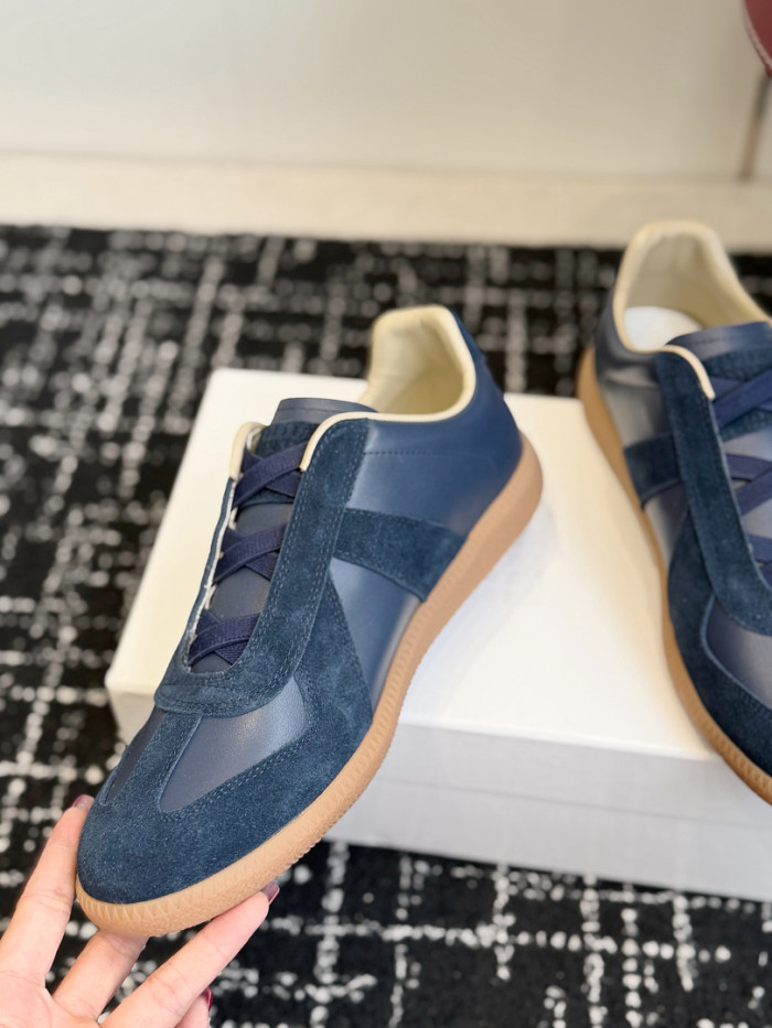 Ma1s0n Marg*e1a CALFSKIN S57WS0405